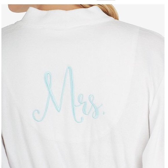 Bridal Robe - Picture 6 of 6